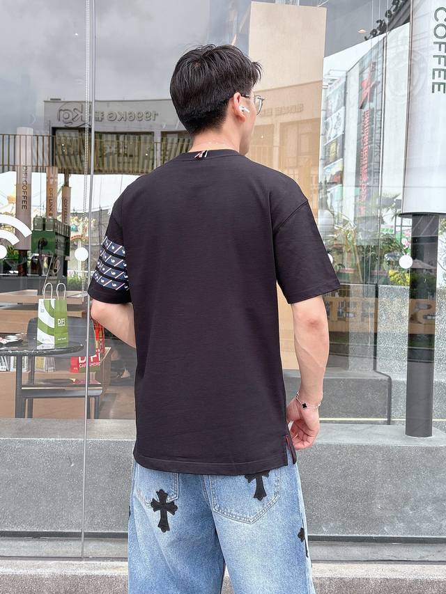 Lv Louis Vuitton 2025 Spring and Summer new style, the latest casual shorts. The