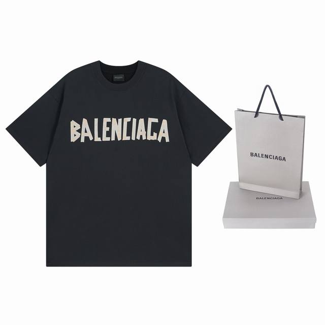 Gucci 2025 latest men's short-sleeved Polo shirt, the brand's latest design elem