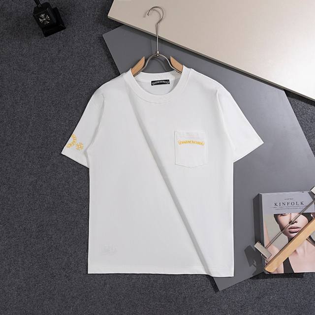 2025 Spring and Summer New T-shirt. Men's round neck classic Logo T-shirt uses i