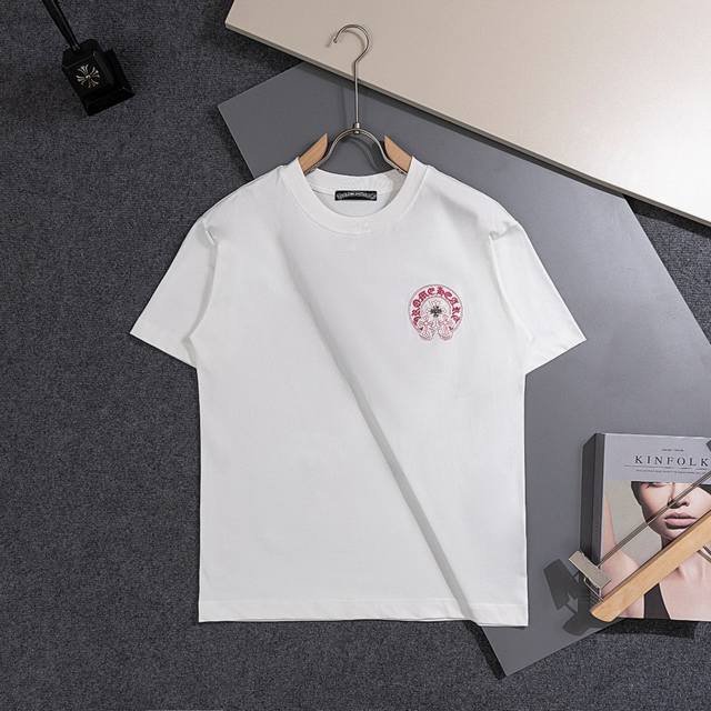 Dior, the latest short-sleeved T-shirt of 2025, handsome and fashionable, with e