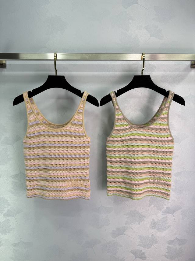 Price: Available all year round, the same style for men and women, sizes 35--48.