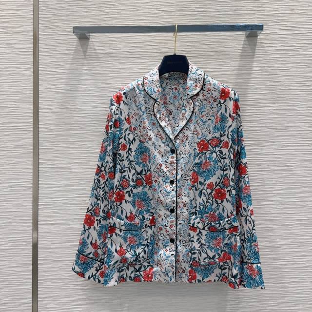 Lv Louis Vuitton 25 2025 Spring and Summer new top version original version cons
