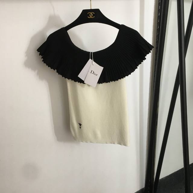 Purchasing version Valentino 25th year new Vt big V buckle square head thick hee