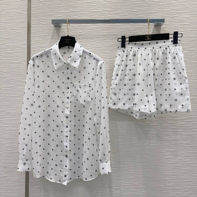 P Female Male +50 Lv Louis Vuitton 2025 2025 Spring and Summer new top version o