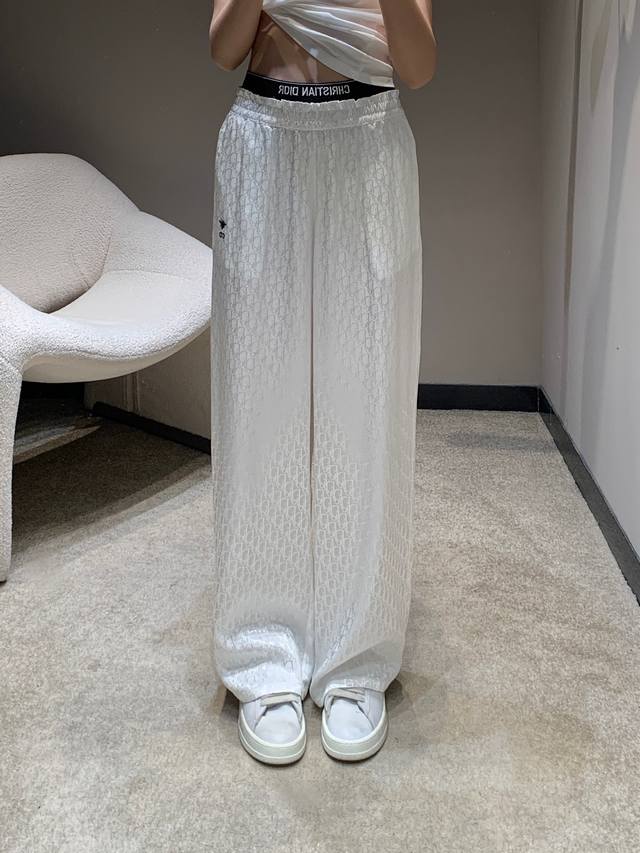 Main feature: fast delivery and good quality G08 WYSIWYG purchasing level Celine