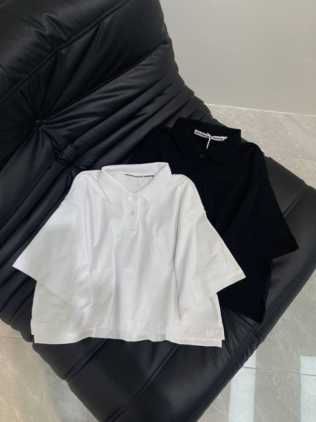 Margiela .Mm6 actually released such a cute Tabi Mary Jane This season's thick-s
