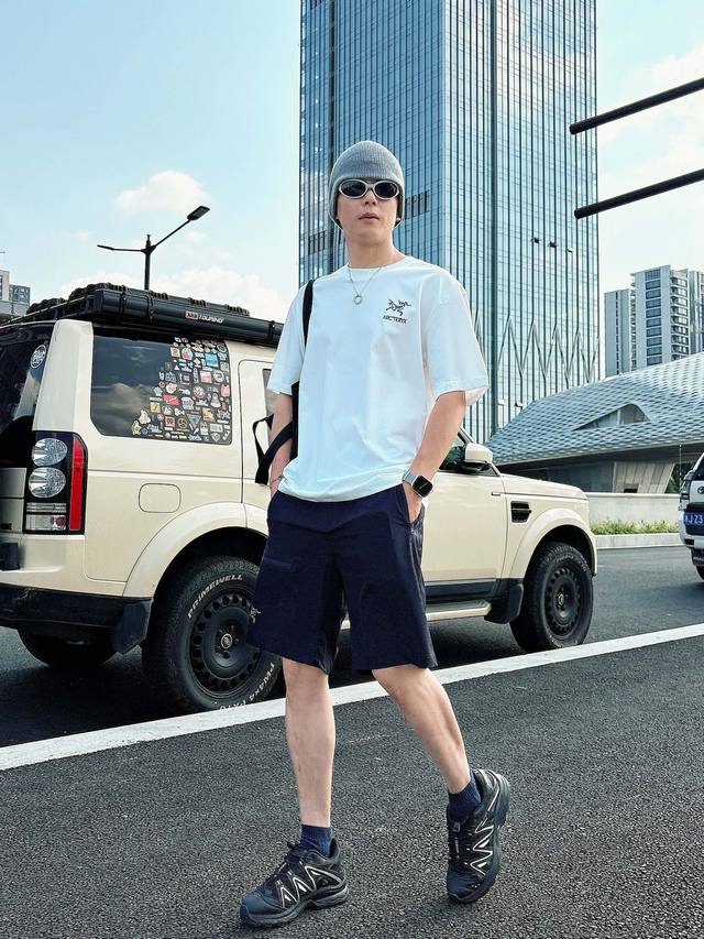 Chane 25 New Casual Sneakers Highly recommended. This season's sneakers are real