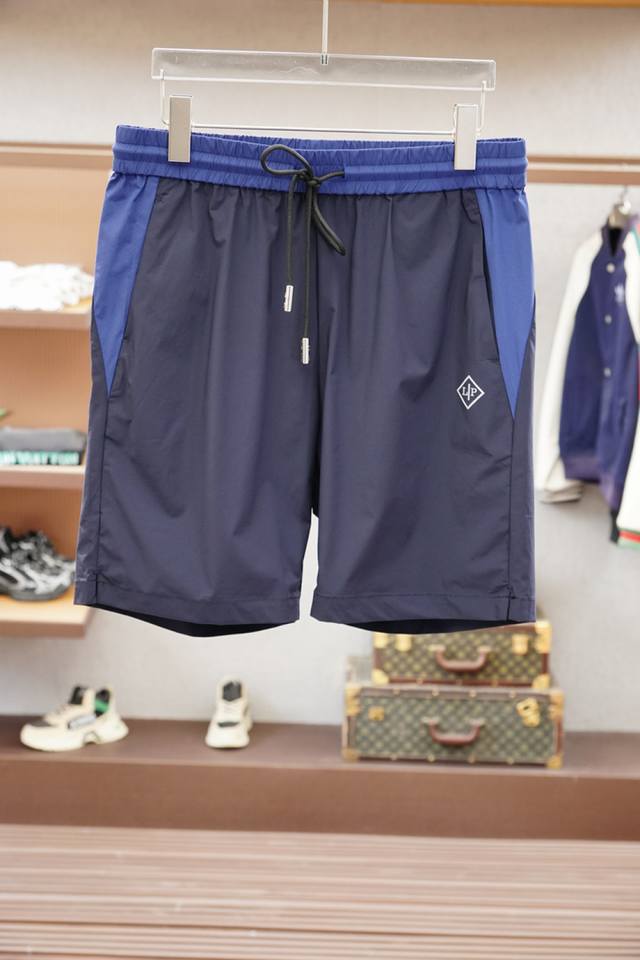 Valentin* 2025Ss new suits are high-end and full of style. The innovative fabric