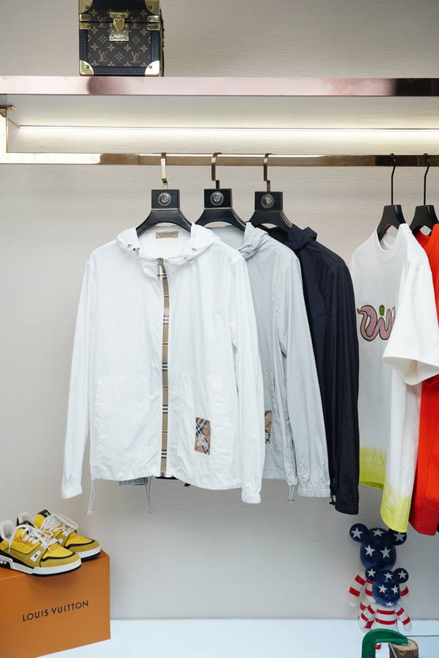 Louis Vuitto*2025 new arrivals Printed denim jacket and shorts set Customized Yb