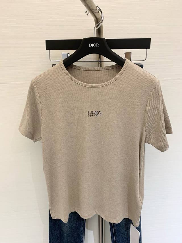 Popular item in stock Original quality Fend*