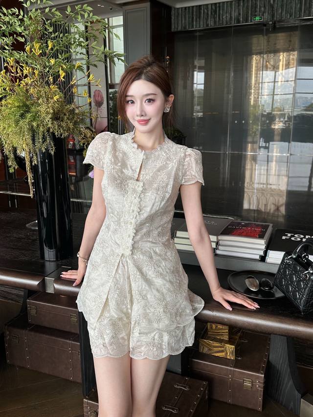 Dio*2025 New arrival Shawl collar striped knitted short-sleeved top Customized Y