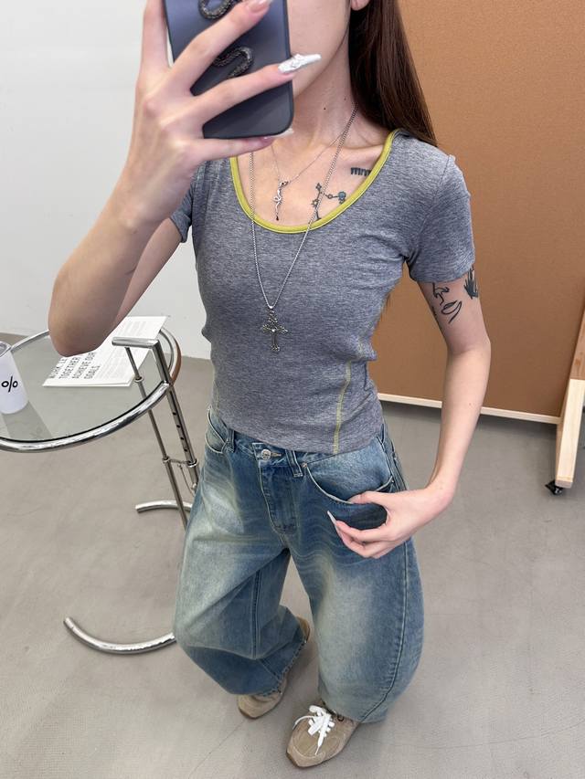 Row's old money style shirt!! Quality on the top of the tower Loose Os version!