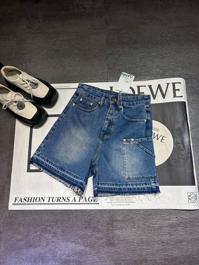 Fen*I new multi-process logo Logot-Shirt Customized pure cotton fabric High weig