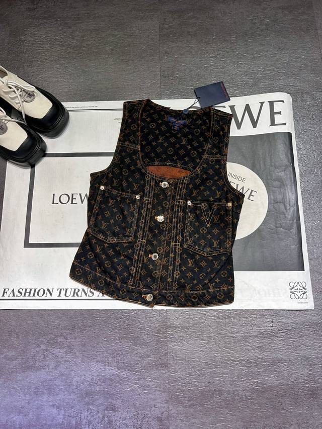 Le**New style personalized geometric striped cotton and linen vest Custom-made w