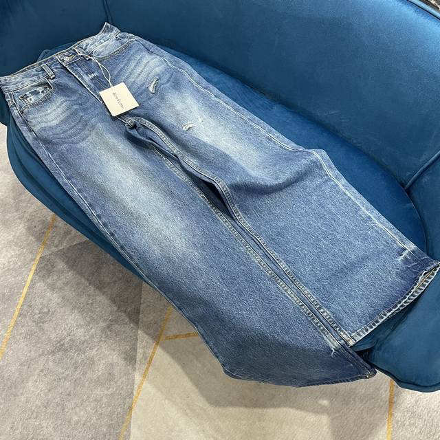 New model is out. Original development Celin*2025 Spring/Summer new navy style m