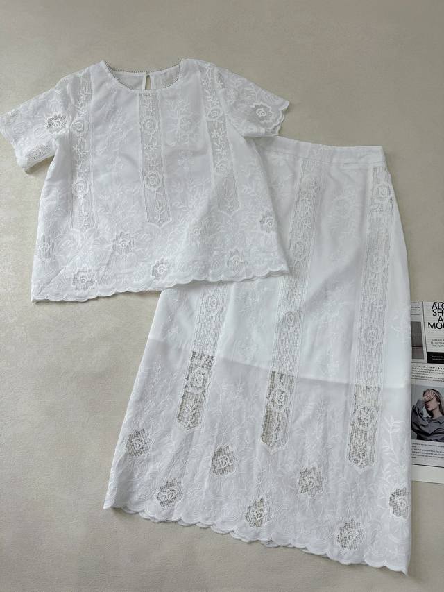 Ch's new summer lapel knitted letter sequin short sleeves Color: white black yel