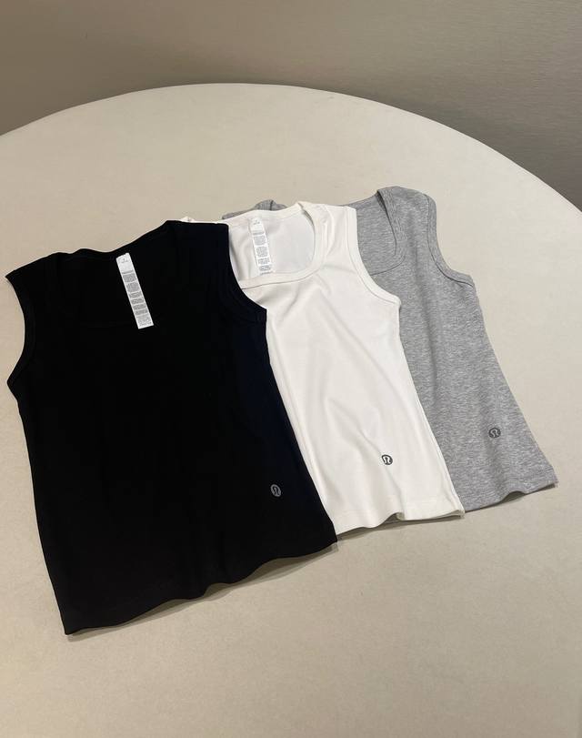 New summer women's clothing recommendation: Prada lapel letter embroidery stripe