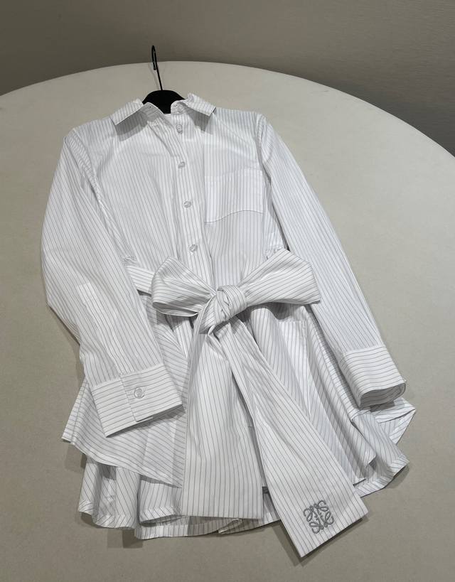 New early spring women's clothing is here! Gucci striped knitted short-sleeved d