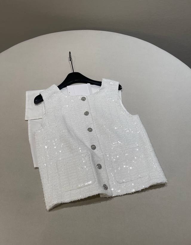 25Ss Spring and Summer new models! Ann tube top is a summer limited edition tube
