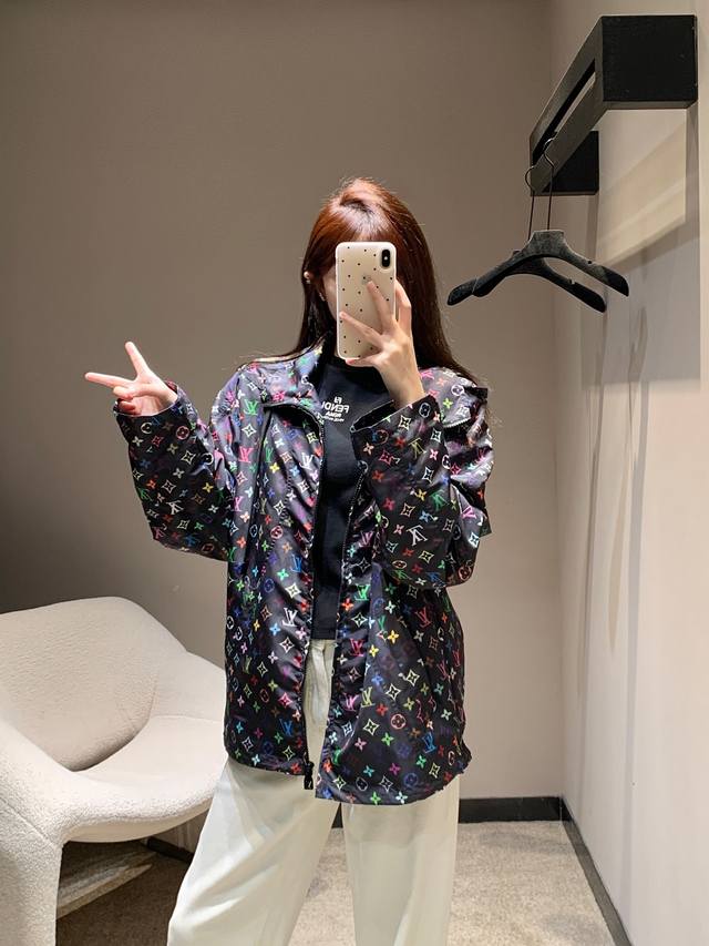 Lv25S new jacquard casual long-sleeved shirt is a long-sleeved shirt for daily u