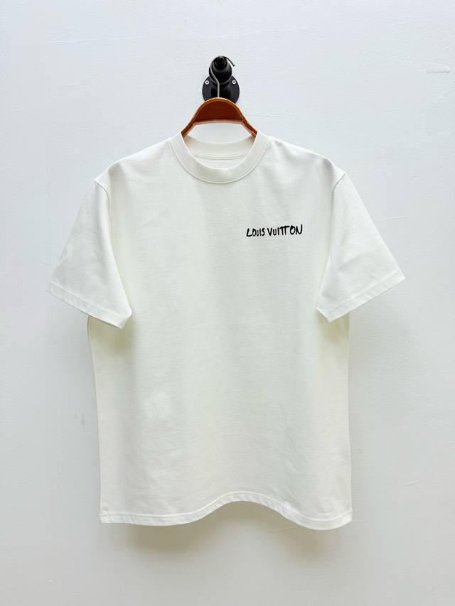 Acne&Kap** joint new capsule series tops are all pretty good-looking, this blue