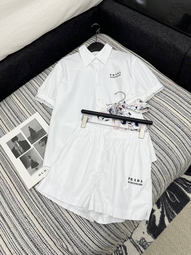 Highly recommend Miu 2025 Spring and Summer new Miu series girl wear college sty