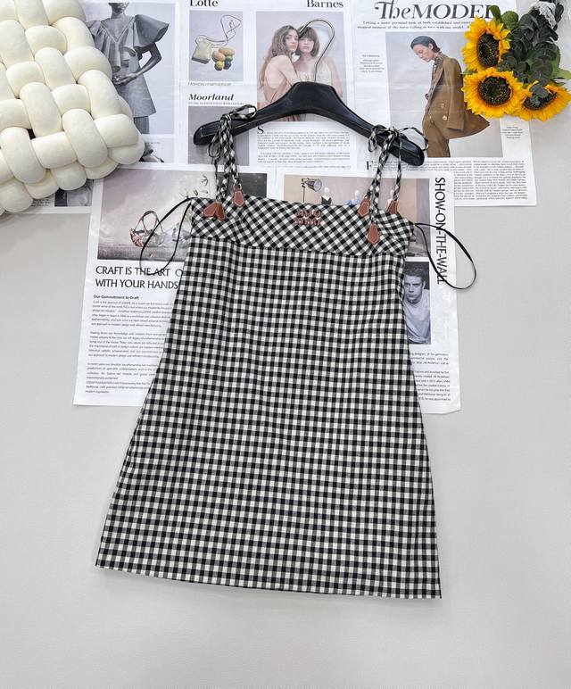 New Chinese style high collar drop shoulder jacket with front pleats A-line skir