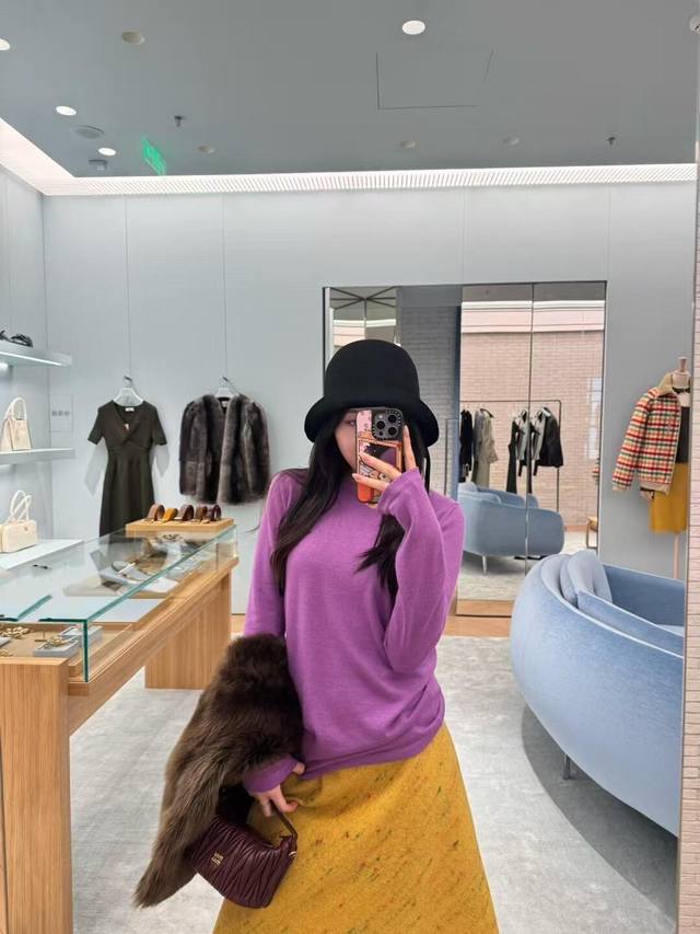 New original high-end quality Loew*2025 spring and summer latest series! Officia