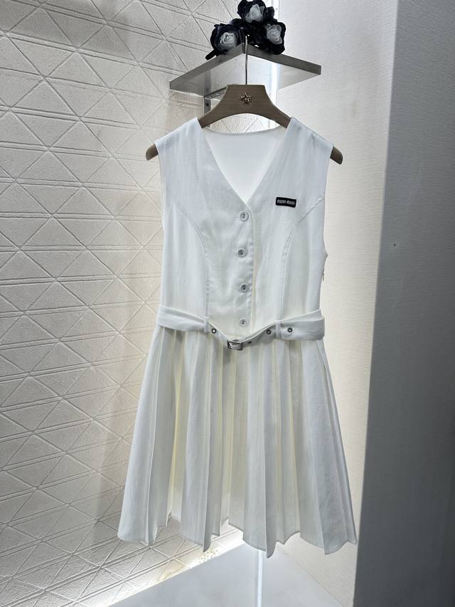 Style No. 20253493 Zimmermann new floral print tie waist stand collar bubble sho