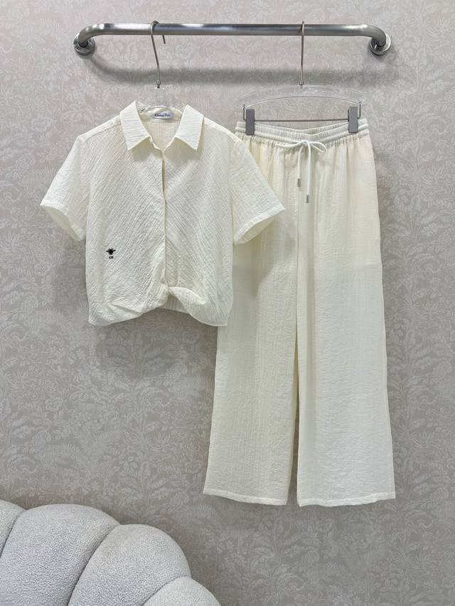 Fend* 2025Ss new classic Monograw suit is full of fashion and high-end feeling.