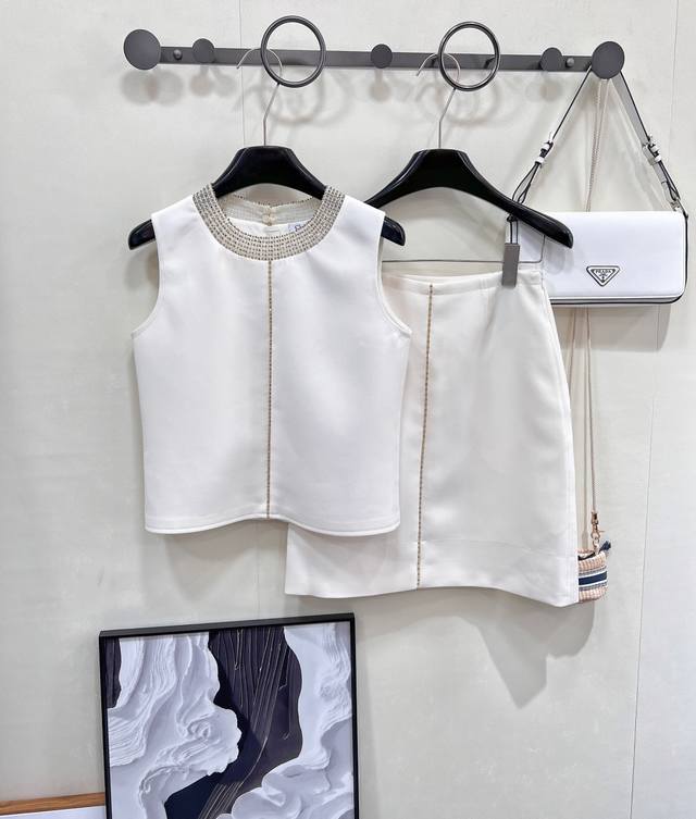 Highly recommended 25 years early spring and summer series Loe* new short-sleeve