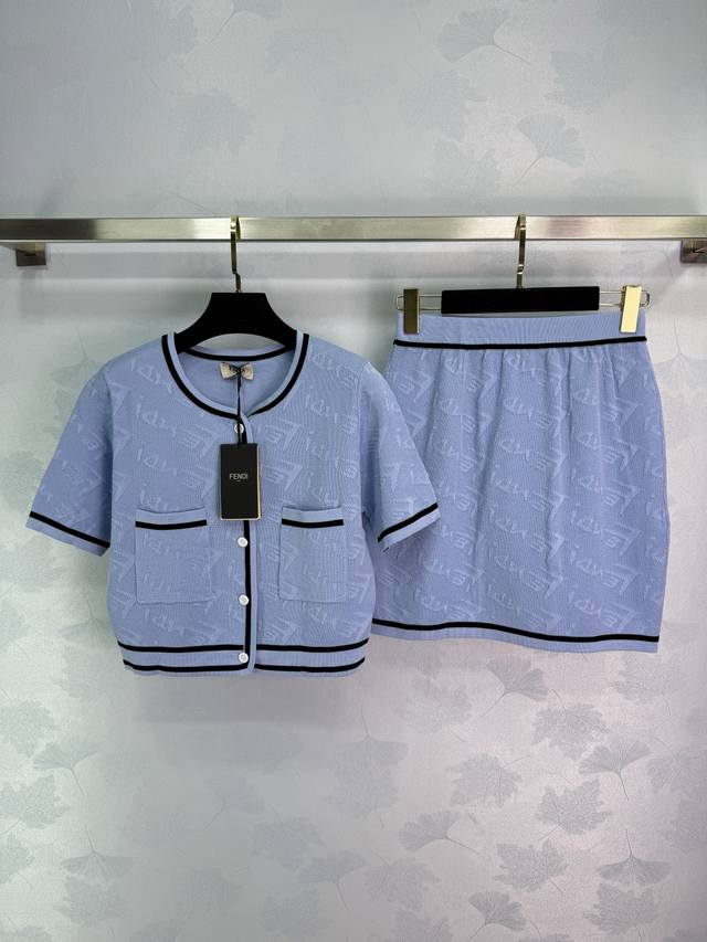 New original high-end quality Gucc* 2025 Spring and Summer new series! Pleated s