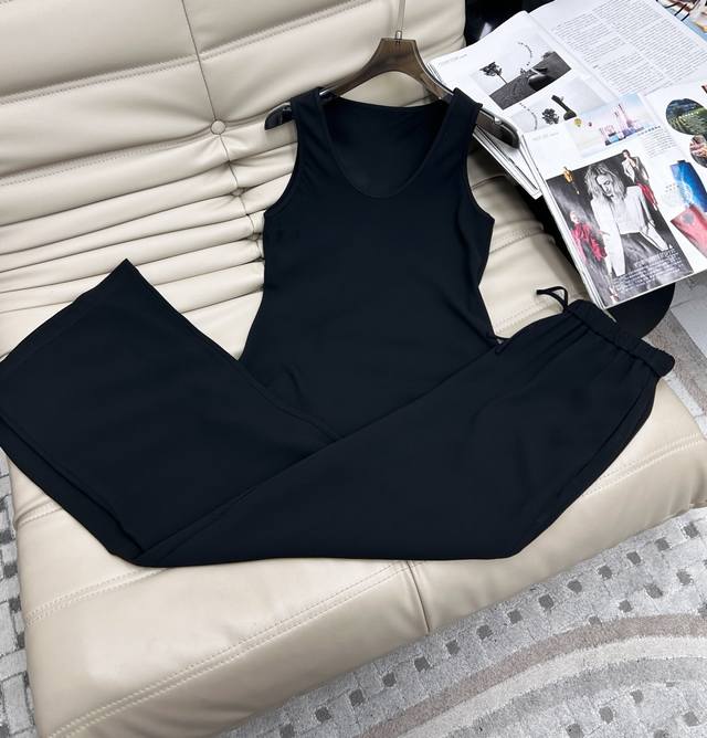 Prad* 25Ss new striped lapel sleeveless dress classic triangle logo decoration c