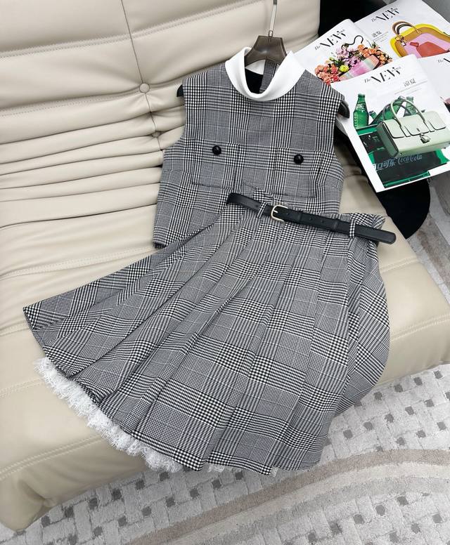 Louis Vuitto* 25Ss new pattern print short-sleeved shirt shorts suit fashion tre