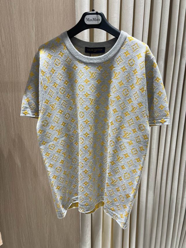 2660 Spring And Summer ! Bb, striped shirt! The fabric is light and breathable,