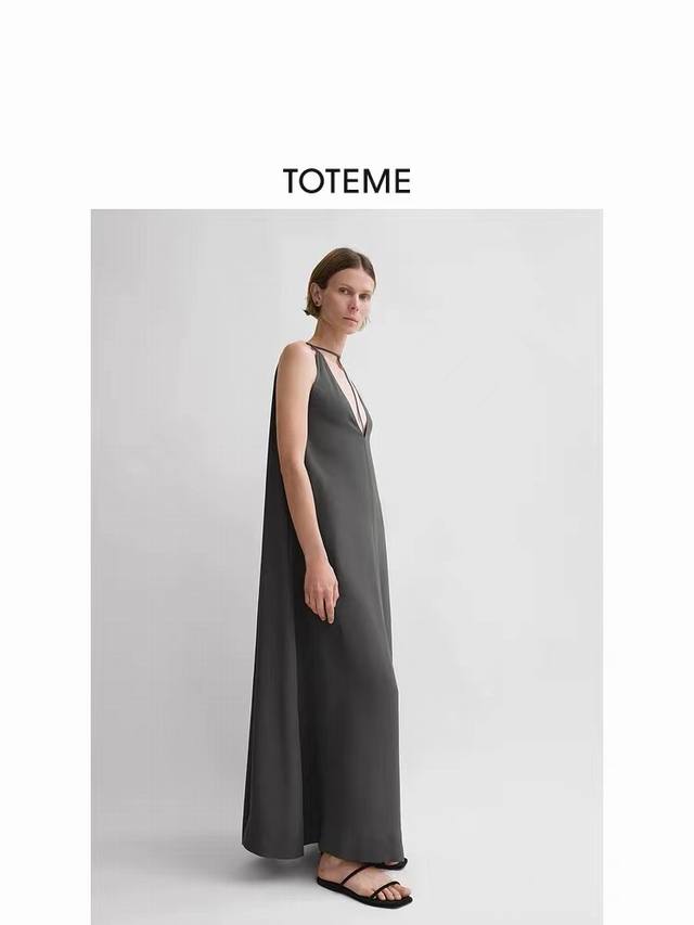 High-end design suspender skirt Encountering the light luxury acetate satin ink