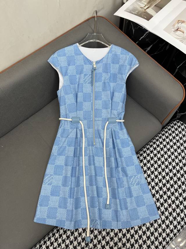 Lp. 2025 summer new classic fashion lapel Polo short-sleeved fashion single prod