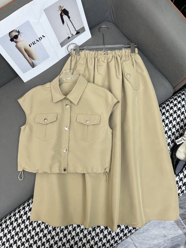 Fendi Fe*Di. 2025Ss new summer men's original shorts, fashionable and casual bea