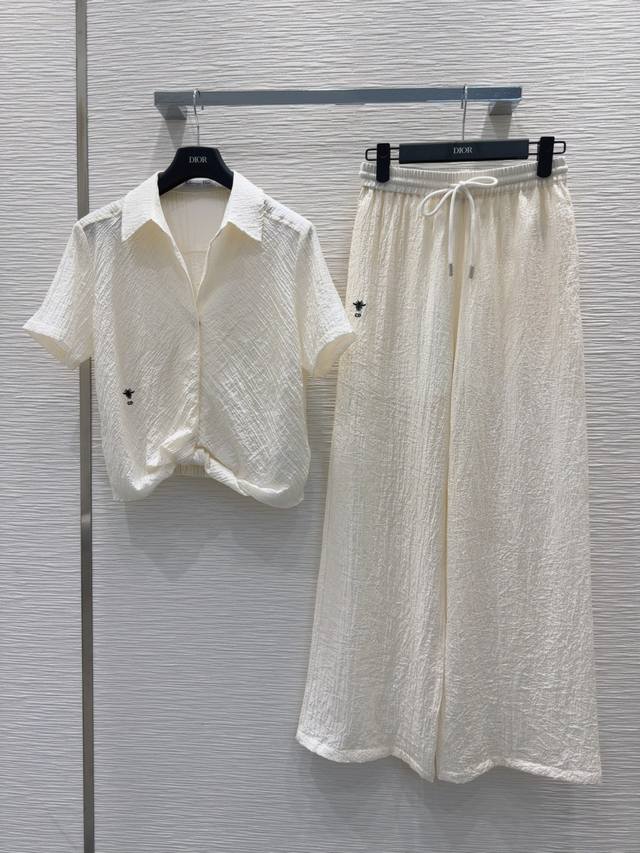Versace new arrival 2700 New Year's hot new products are available at the counte