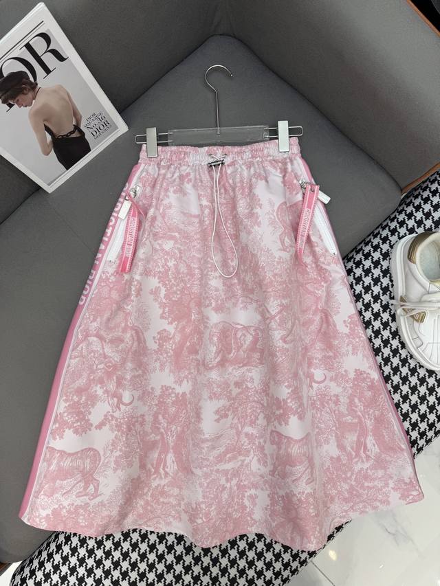 Prada 2025 new models are now available, original hot-selling jeans, super custo