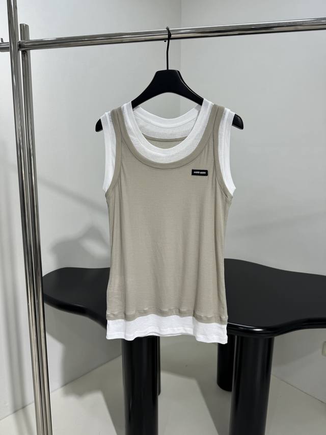 Gucci 25Ss Spring/Summer 2018 The brand offers a variety of gradient colors to h