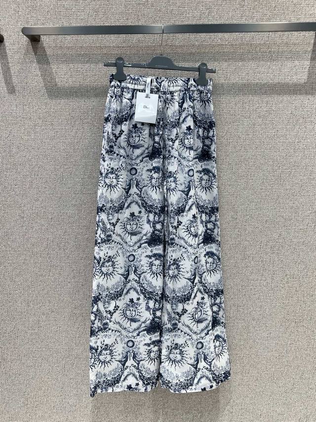 Louis Vuitton 25 high-end versions of the fabric using 300 grams of high-density
