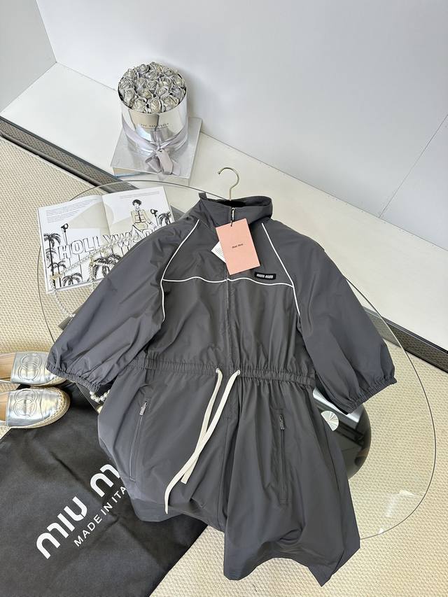 Loewe 25Ss Made of 300g high-density pure cotton, no deformation and no shrinkag