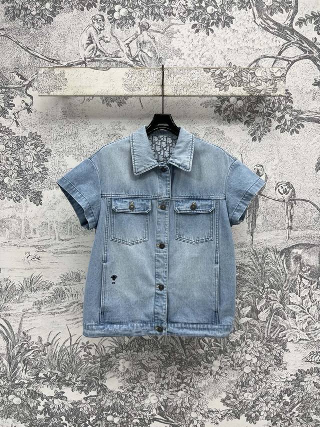 Balenciaga top original masking tape short sleeves Process description: The slee