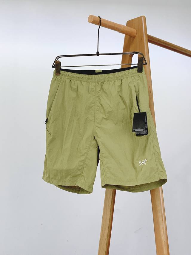 Moncler-2025Ss new spring and summer round neck short T-shirt This short-sleeved