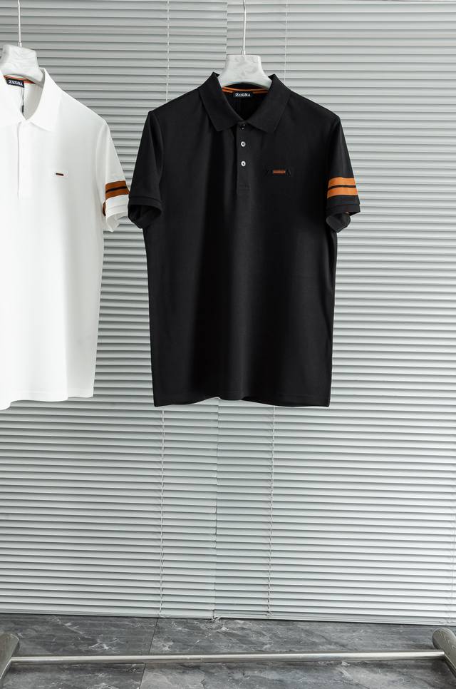 Balenciaga co-branded shoe print short-sleeved T-shirt Loose version, creating a