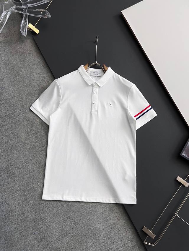 Donkey brand classic embroidered logo decorated T-shirt, produced by OEM factory