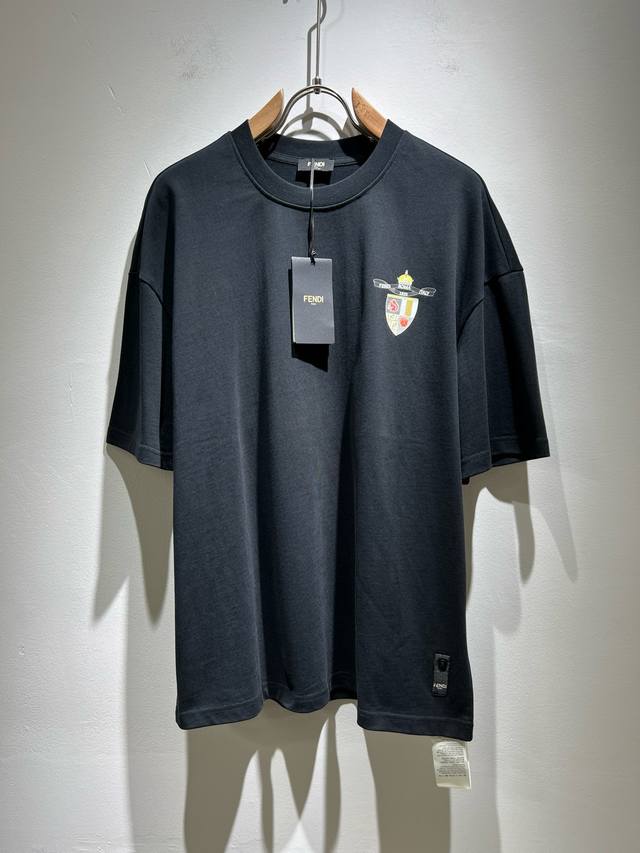 Bur-Equestrian Knight logo embroidery decorated T-shirt Trading company order Hu