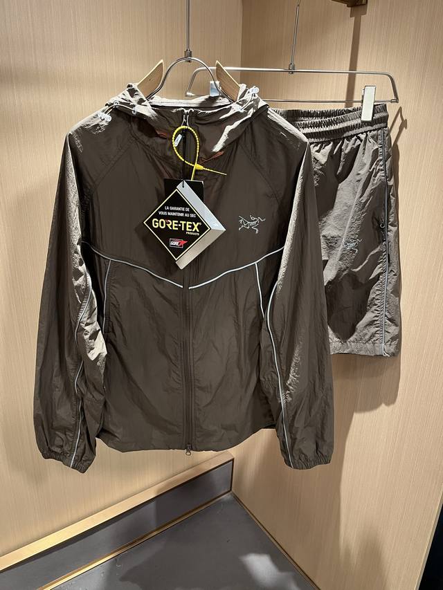 Hot item in stock interprets the collision of classic and modern, interprets Cha