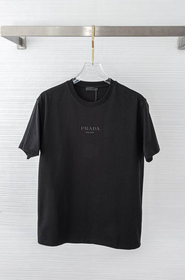 Miu*2025 new summer knitted short sleeves, lapel fake two-piece design, gold log